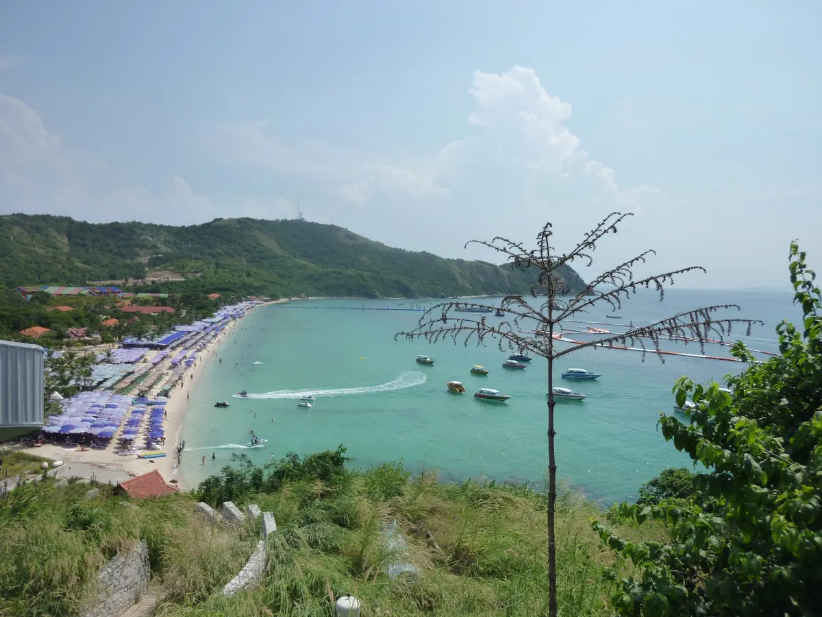 The best beaches near Pattaya, honestly assessed